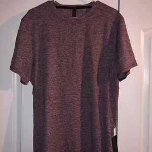 Men’s Lululemon t-shirt